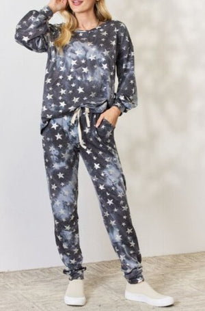 Delaney Star Long Sleeve Top and Drawstring Pants Lounge Set - Online Exclusive
