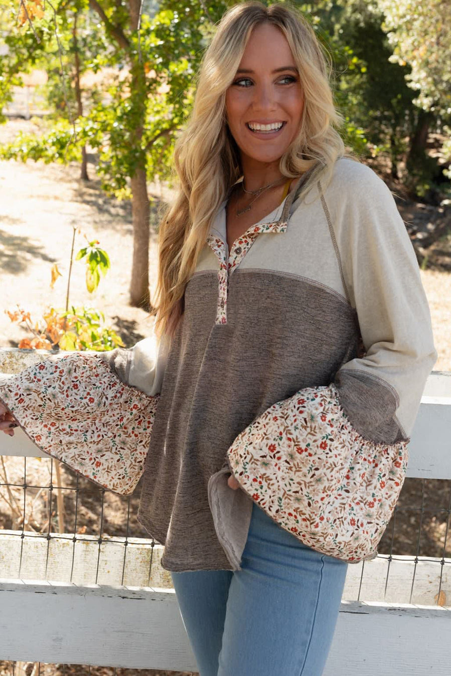  | Sparkles & Lace Boutique