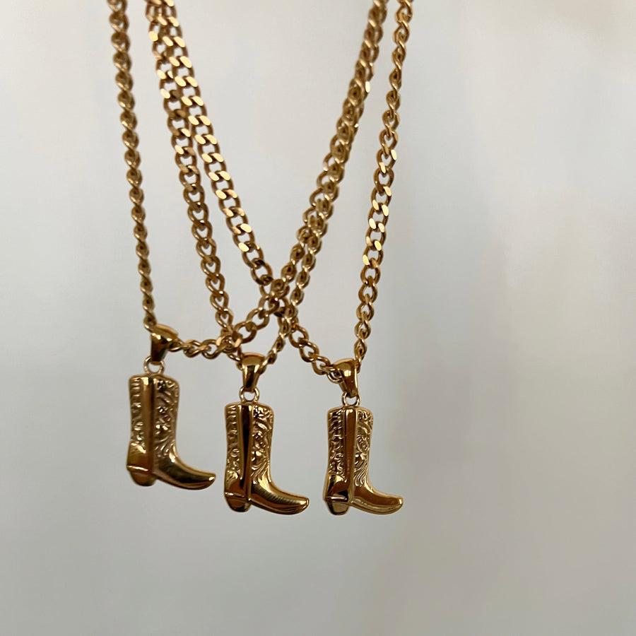  | Sparkles & Lace Boutique