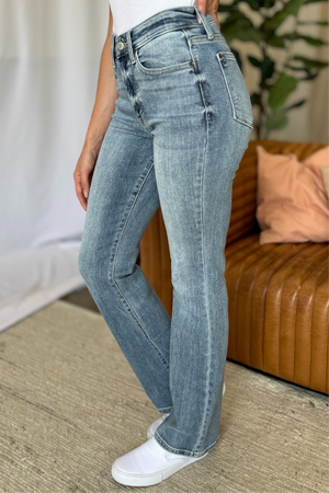 Judy Blue Medium Rise Bootcut Jeans