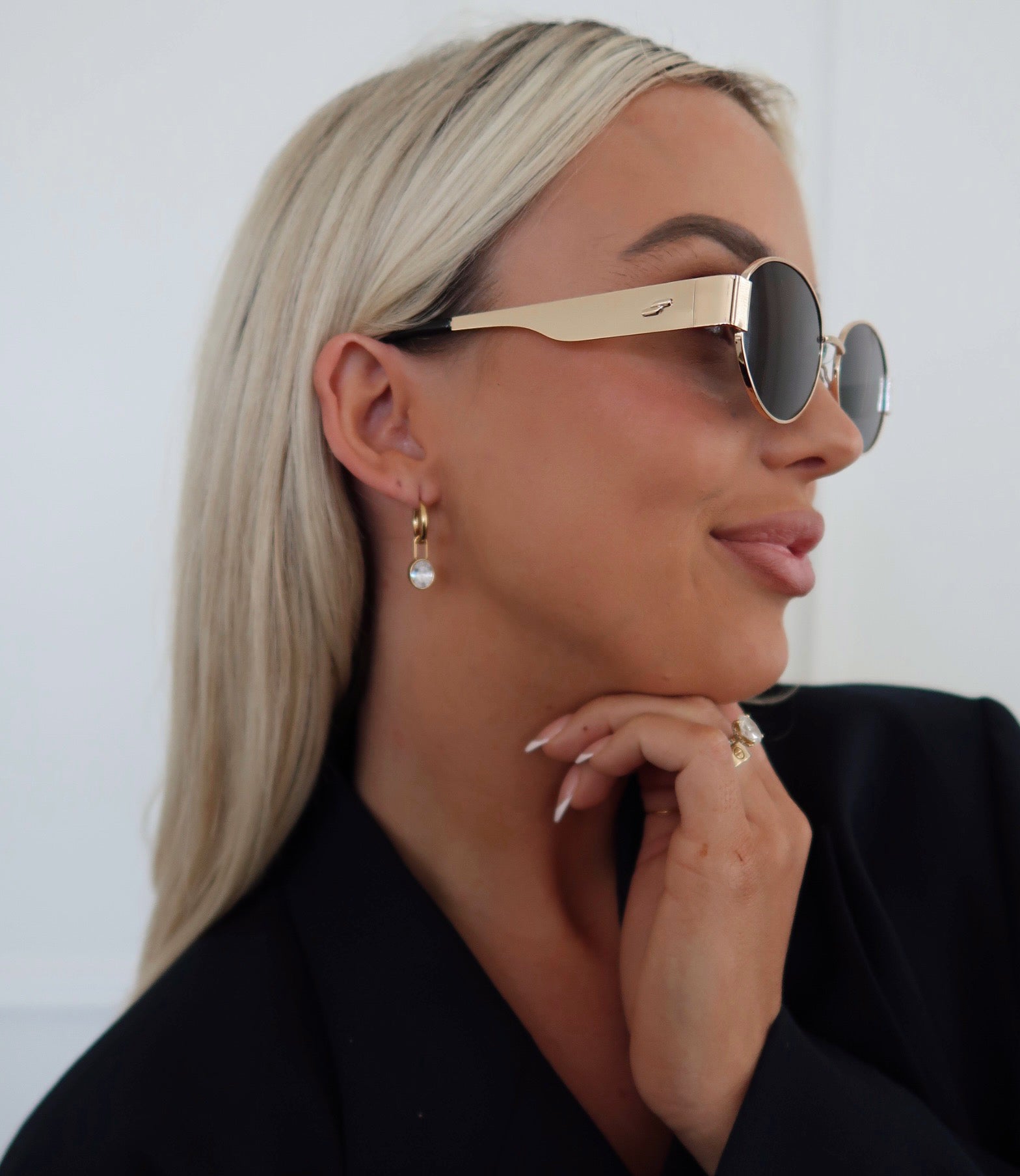 unique-id-b0e7a933-5920-4051-8ca3-52f0c96a2a0b