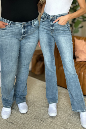 Judy Blue Medium Rise Bootcut Jeans