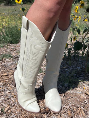 Dakota Ivory Boots