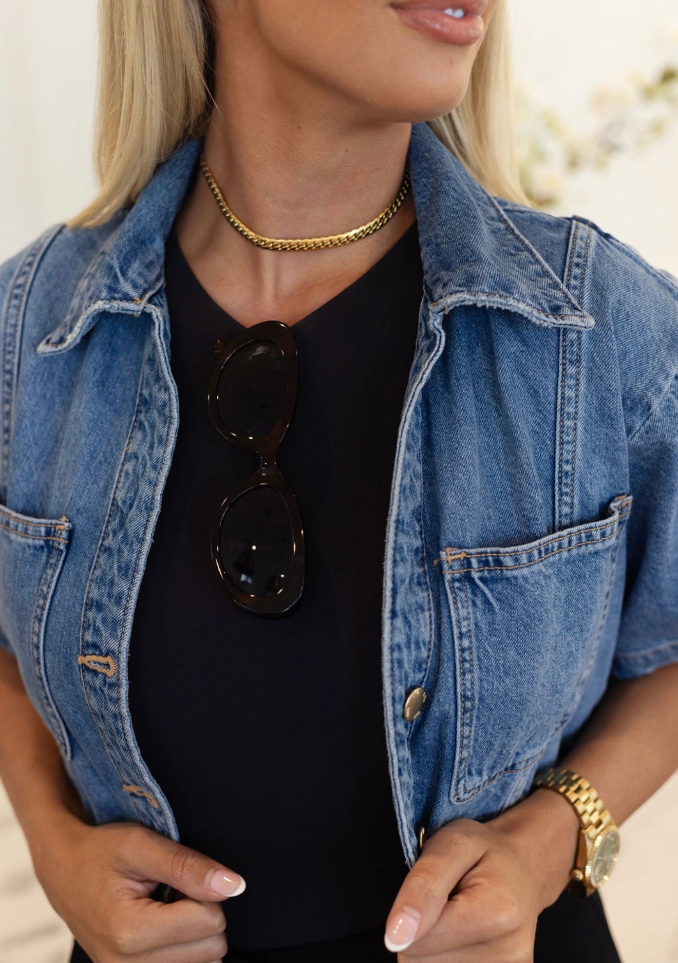  | Sparkles & Lace Boutique